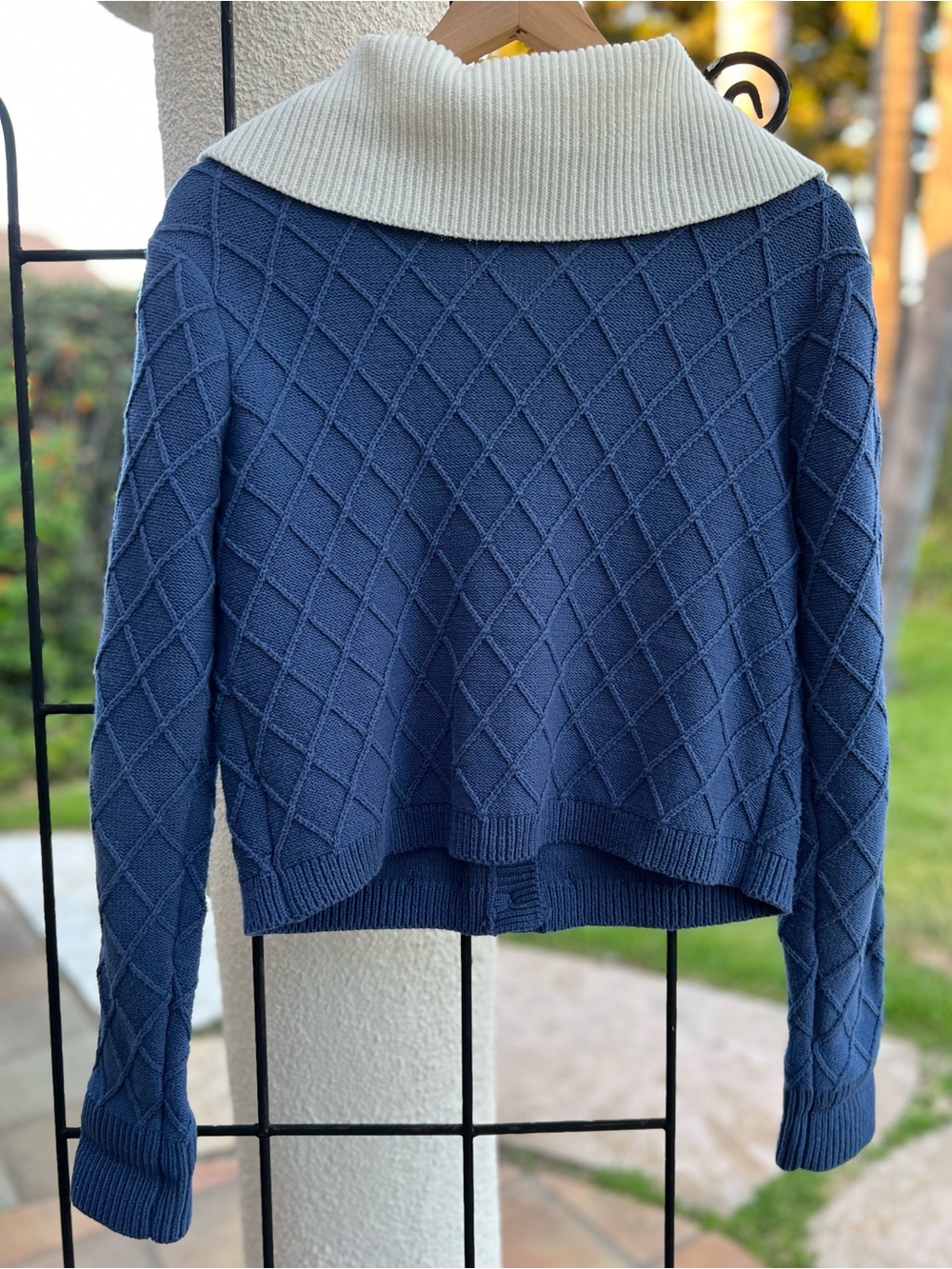 Alexia Admor Navy Cardigan with White Collar and Pocket Trim - Picture 2 of 8